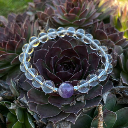 Náramok z Krištáľu s korálkou Ametystu