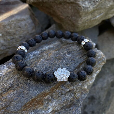 Náramok z lávového kameňa s LABKOU