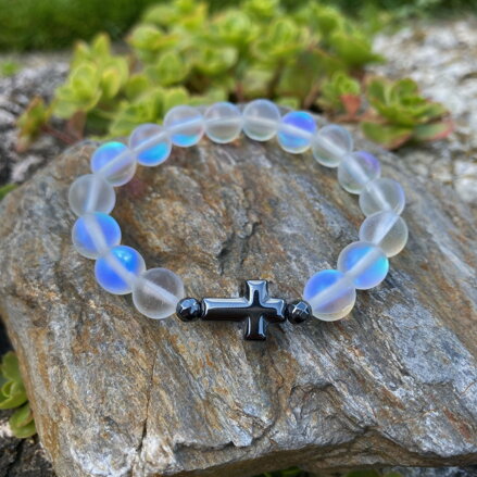 Náramok z mesačného kameňa s krížikom