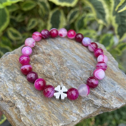 Náramok z ružového Achátu so štvorlístkom