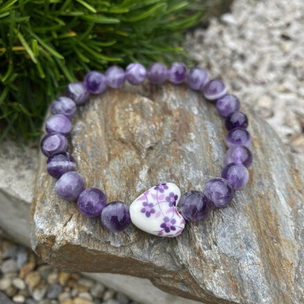 Náramok Ametyst s keramickým srdiečkom