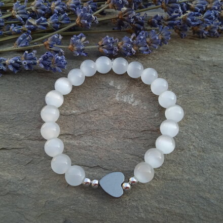 Náramok MAČACIE OKO so strieborným srdiečkom