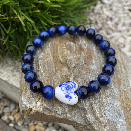 Náramok Tigrie oko modré s keramickým srdiečkom