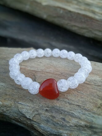 Náramok z praskaného krištáľu so srdiečkom