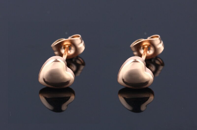 Náušnice srdiečka z chirurgickej ocele, ružové Náušnice srdiečka z chirurgickej ocele, ružové