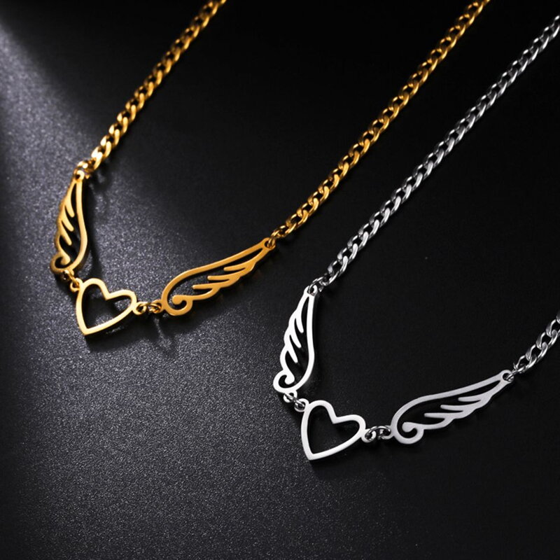 Náhrdelník Srdce a anjelské krídla z chirurgickej ocele