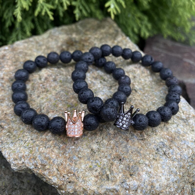 Partnerské náramky s korunkou