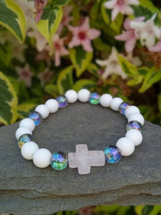 Náramok KRÍŽ z Ruženínu|biely Ónyx a Aqua aura