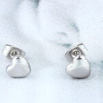 Náušnice srdiečka z chirurgickej ocele, strieborné Náušnice srdiečka z chirurgickej ocele, strieborné