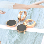 Náušnice z chirurgickej ocele KOLIESKO Náušnice z chirurgickej ocele KOLIESKO