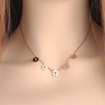 Dámska retiazka vo farbe ružového zlata z ocele s kvetinkami DAISY