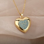 Vintage prívesok SRDCE s modrými zirkónmi a retiazka