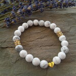 Náramok HOWLIT biely so srdiečkom